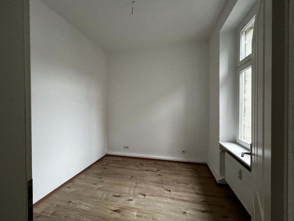 Charmante zentrumsnahe 4-Zimmer Maisonette Wohnung mit EBK in Wuppertal