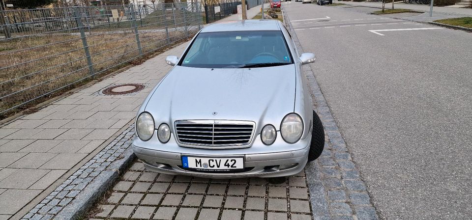 Mercedes CLK 200 in Unterhaching