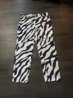 Lila weiß zebra muster hä denim jeans Jeanshose Bayern - Teunz Vorschau