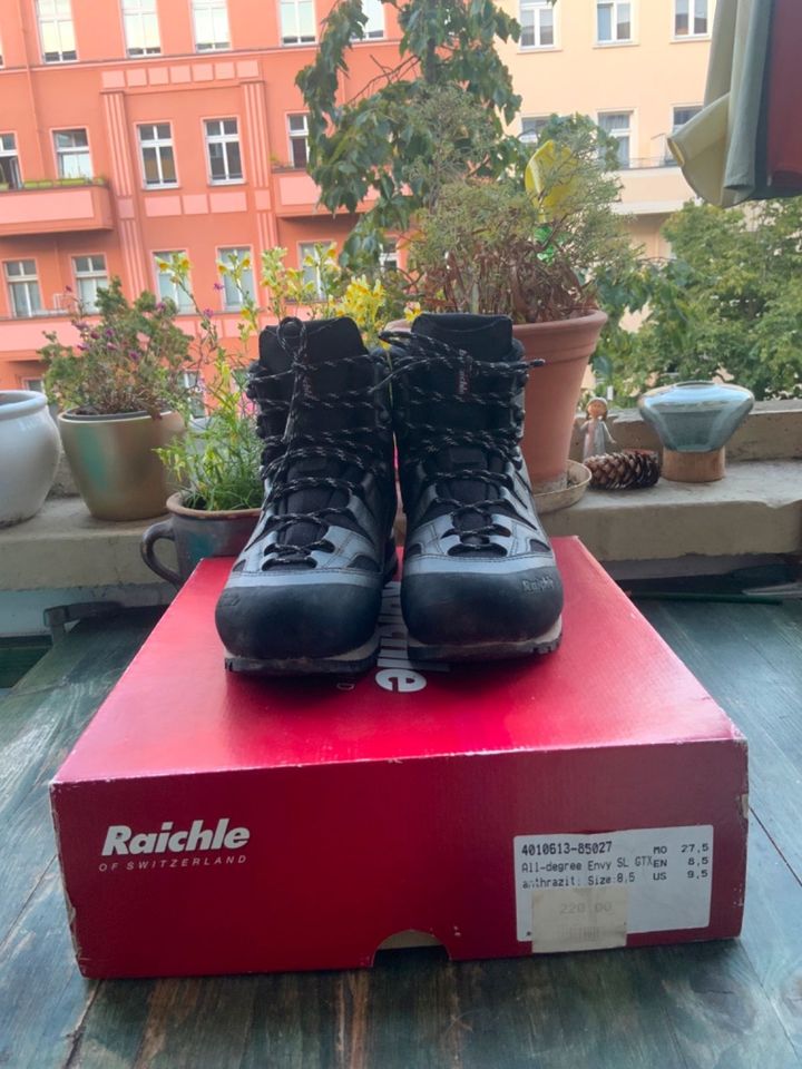 Raichle Wanderschuhe Silber Gr.41 in Friedrichshain-Kreuzberg -  Friedrichshain | eBay Kleinanzeigen ist jetzt Kleinanzeigen