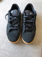 Nike Sneaker Court Royale 2 Suede schwarz Größe 43 top Zustand Duisburg - Homberg/Ruhrort/Baerl Vorschau