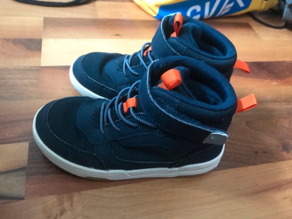 Halbschuhe Gr. 28 waterproof Jungen in Bietigheim