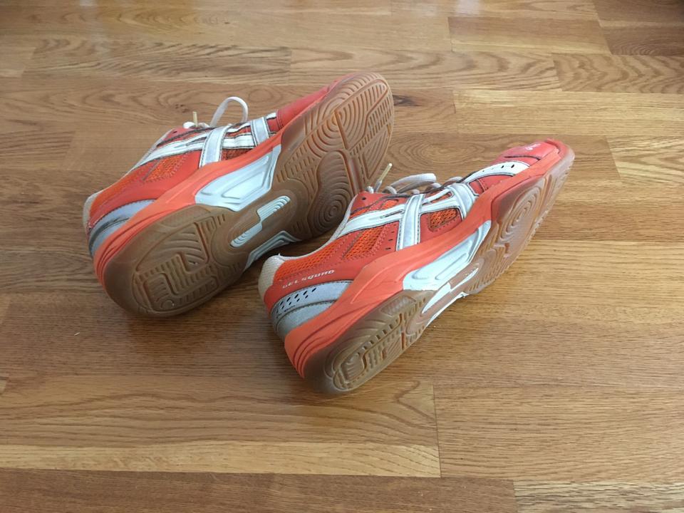 Asics gel squad hot sale