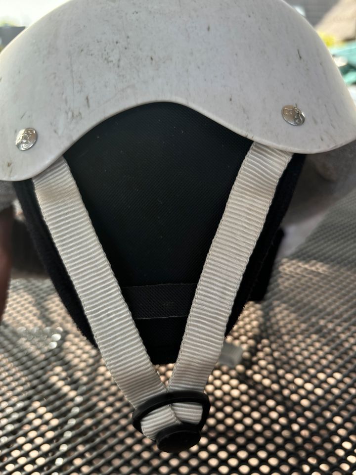 Liquid Force Wakeboard Helm Cement L in Düsseldorf
