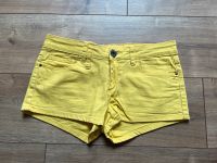 Pimkie Shorts Hotpants Jeans Hose gr. S gelb Nordrhein-Westfalen - Issum Vorschau