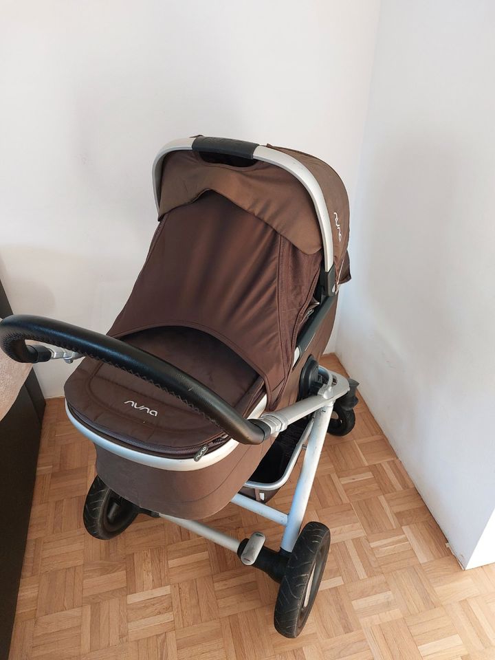 Nuna kinderwagen und i-gemm babyschale von joie in Meerbusch