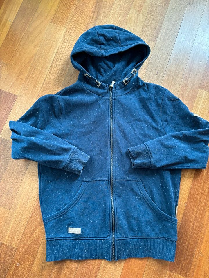 Sweatjacke Gr. 158/164 dunkelblau von Yigga in Düsseldorf