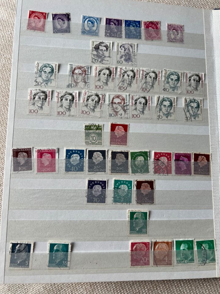 Briefmarkensammlung Tiere, Asien, Afrika, Europa, BRD, Welt, DDR in Hamburg