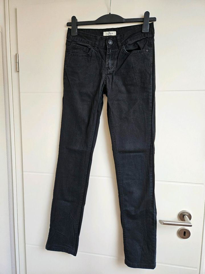 Damen Jeans schwarz von Tom Tailor Gr 28/34 in Echternacherbrück