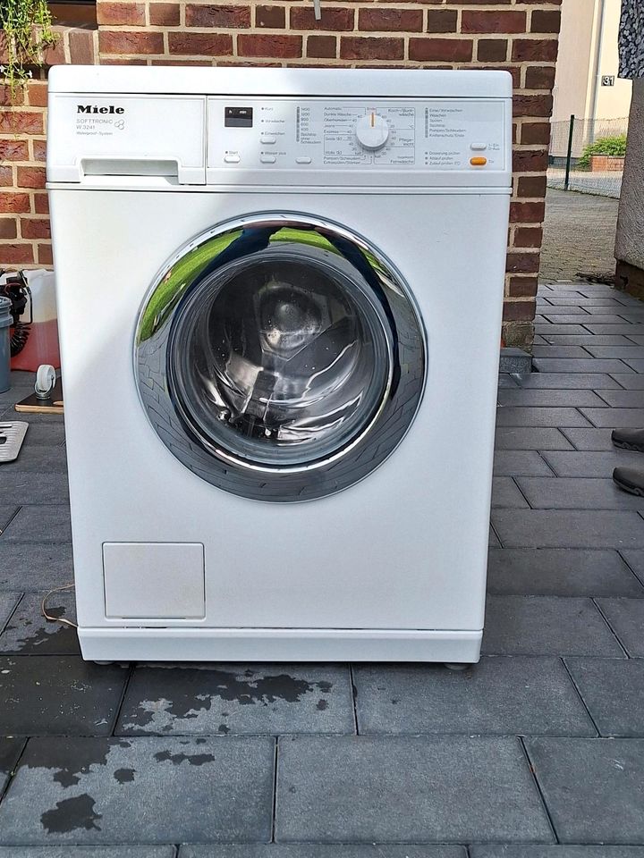 Miele softtronic W 3241 Defekt ! in Nordhorn