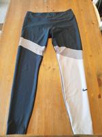 Nike Trainingshose schwarz grau-beige XL Nordrhein-Westfalen - Haan Vorschau