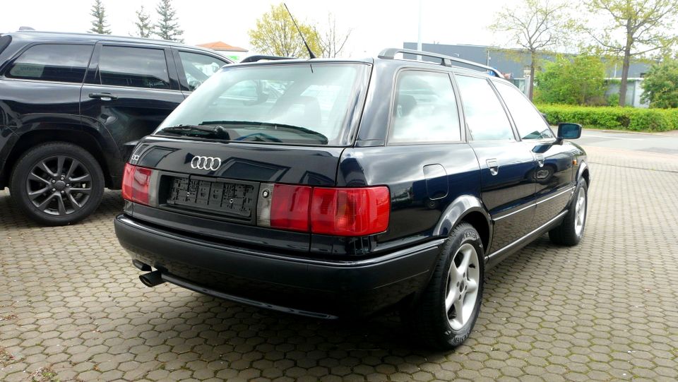 Audi 80 Avant -Klima-el. FH -ZV m FB -wenig km -Indigoblau in Erfurt