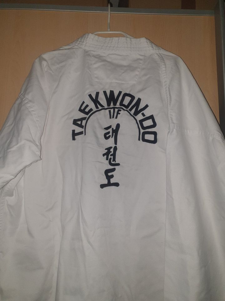 Taekwondo Anzug Jacke, Gr. 190 in Troisdorf