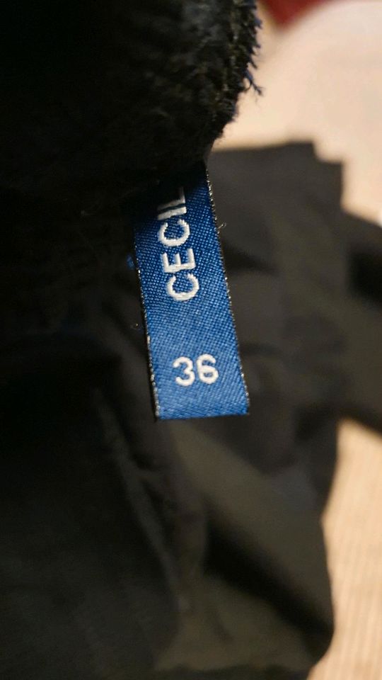 Schwarze Damenhose von Cecil Gr.S/M in Biberach an der Riß