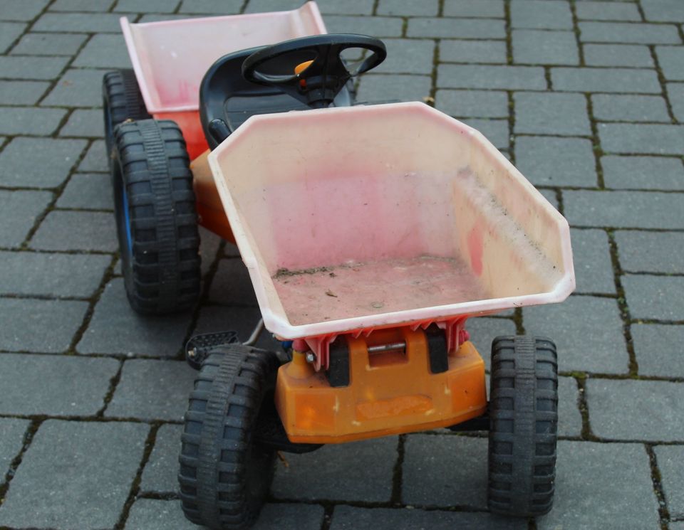 Trettraktor Dumper Hecht 51412 mit Anhänger in Rötha