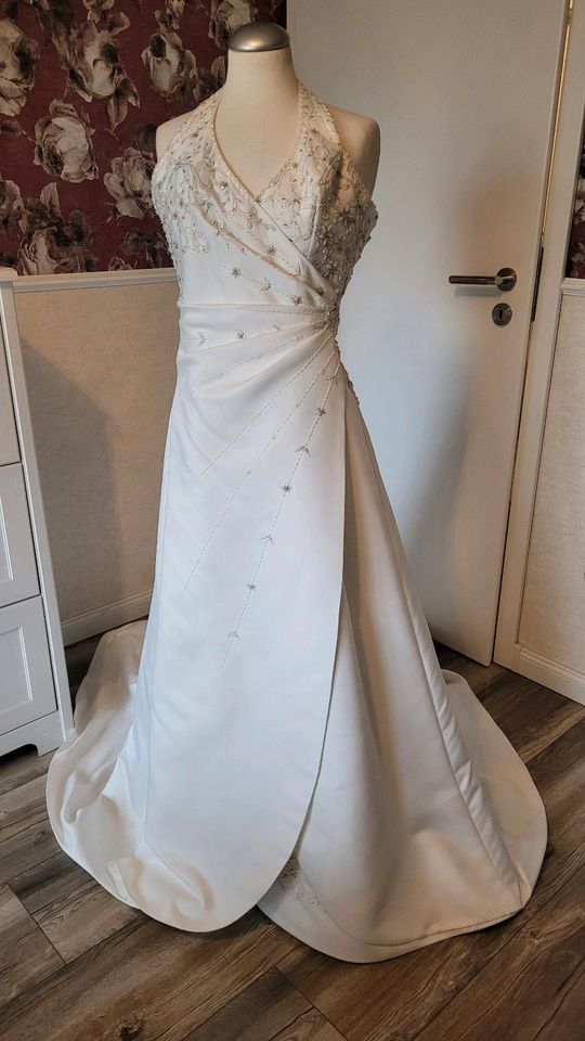 Brautkleid, Hochzeitskleid, Fotoshooting in Schüttorf