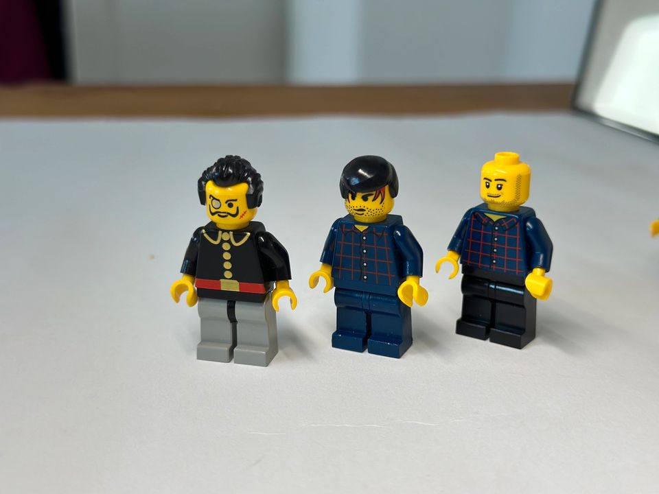 Lego Minifiguren einzelnen zu verkaufen ab 2€-7€ in Braunschweig