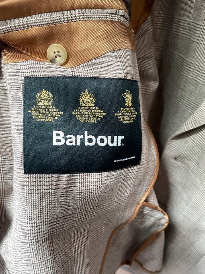 2 Anzüge 4 Sackos (zB Barbour) und eine Barbour-Jacke in Wagenhoff