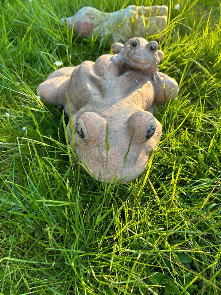 Diverse Gartenfiguren Zustand mittelmäßig in Auetal