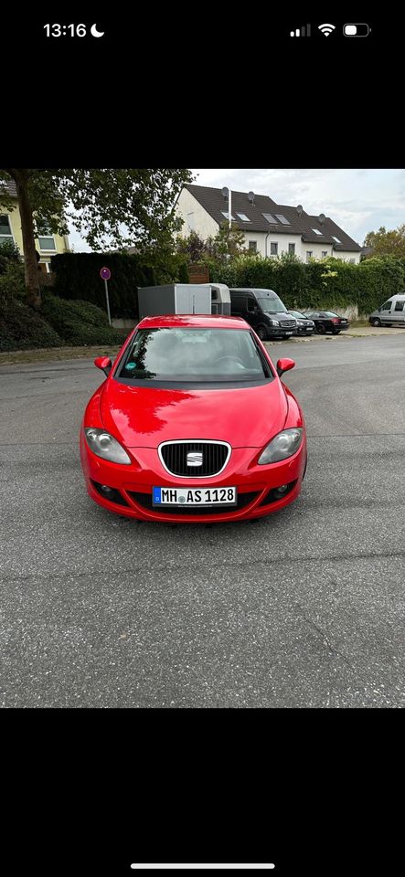 Verkauft wird ein Seat Leon 1.8TFSI in Mülheim (Ruhr)