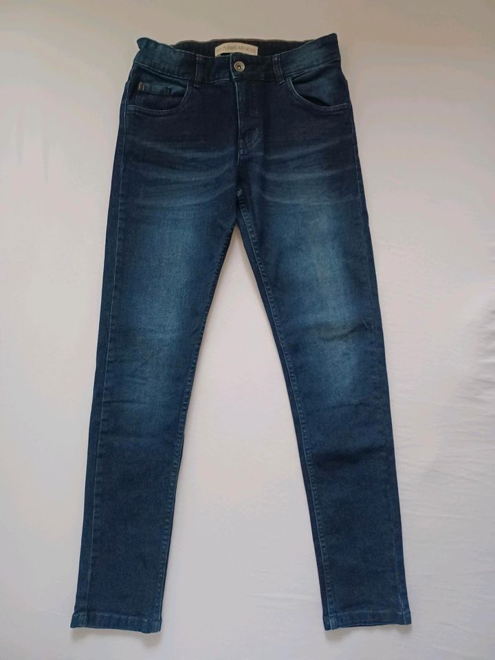 Jungen Jeans Hosen gr.152 in Itzehoe