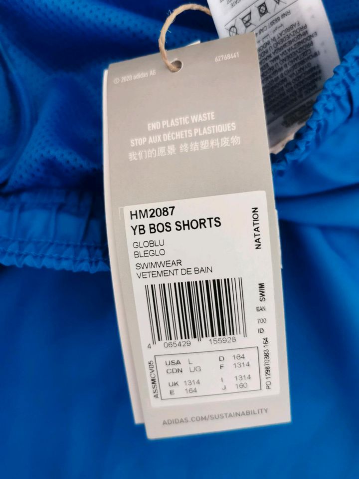 Adidas Badehose Badeshorts blau NEU in Gr. 158 164 für 15,00€ in Frohburg
