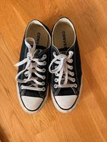 Schwarz weiße Converse Sneakers Düsseldorf - Flingern Süd Vorschau