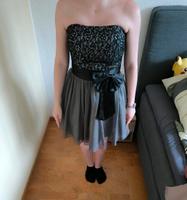 Festkleid Laona, Gr. 40 (fällt deutlich kleiner aus) Sachsen - Bautzen Vorschau