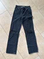 Primark Jeans Hose Gr 32 Damen schwarz Nordrhein-Westfalen - Hövelhof Vorschau