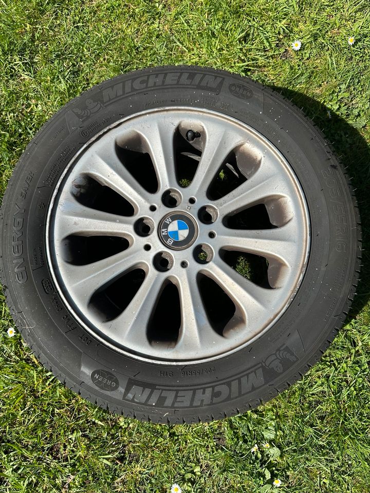 BMW Alufelge 16 Zoll Michelin Sommerreifen 205/55 R16 in Gifhorn