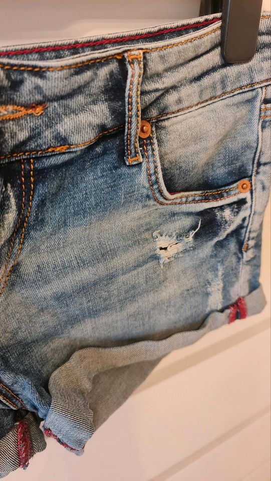 Shorts Levis in München