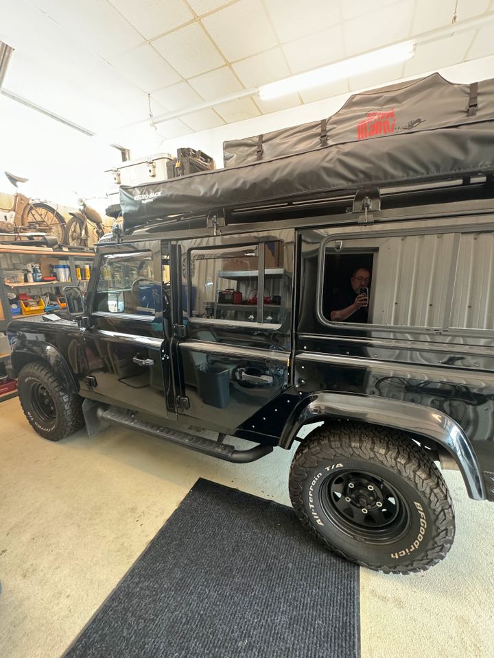 Land Rover Defender 110 TD5 Camper in Velten