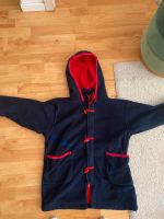 Jako o Jacke Mantel rot blau Knöpfe fleece 128 dufflecoat Dresden - Neustadt Vorschau