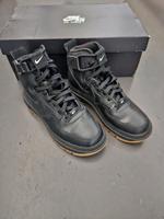 Nike Air Force 1 Sneaker Gr. 40 Turnschuhe  Schuhe Hessen - Niedernhausen Vorschau