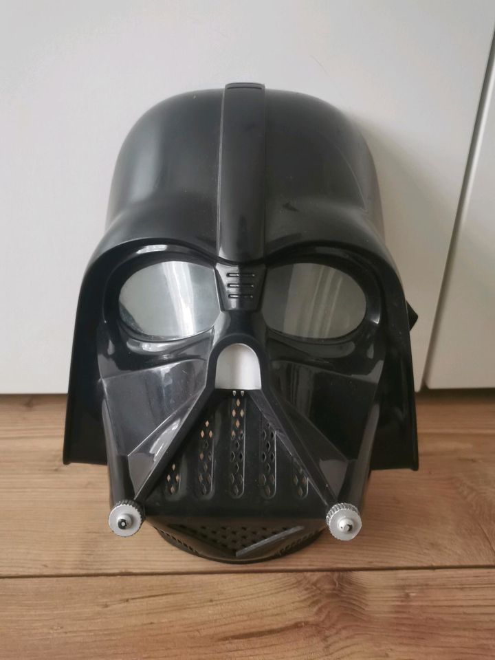 Star Wars Maske von Darth Vader in Dortmund