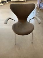 Arne Jacobsen - Fritz Hansen Butterfly Stuhl mit Armlehnen Schleswig-Holstein - Wilster Vorschau