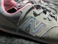 New Balance Schuhe Sneaker Turnschuhe grau rosa 40.5 Nordrhein-Westfalen - Ahlen Vorschau