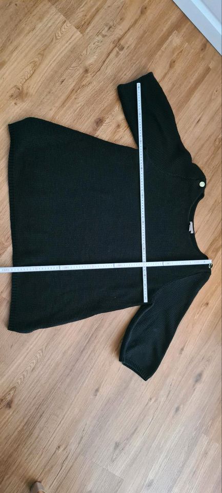 Pullover mit goldenen Knöpfen große Größen 2XL H&M in Schüttorf