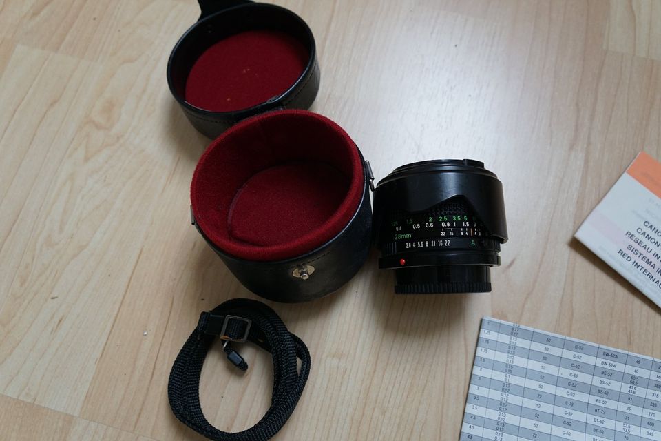 Canon Objektiv 28 mm, f 1 : 2,8 inkl. Lederbox in Aichtal