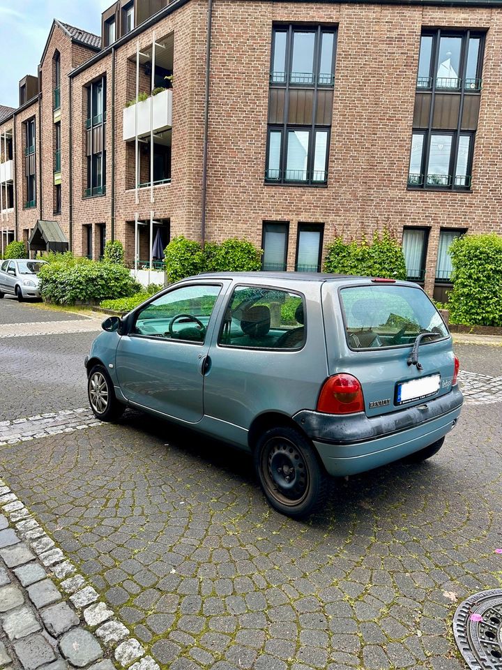 Renault Twingo - Schiebedach + TÜV - Sehr gepflegt++**!!!! in Düsseldorf