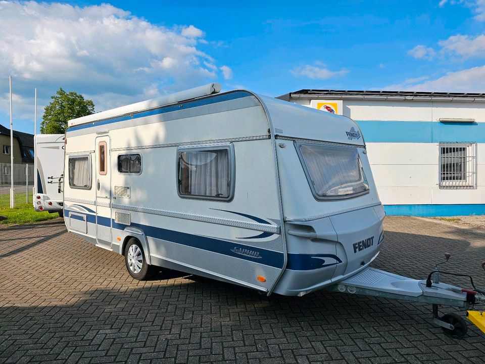 Wohnwagen Fendt Saphir 510 TG Einzelbetten Markise in Rees