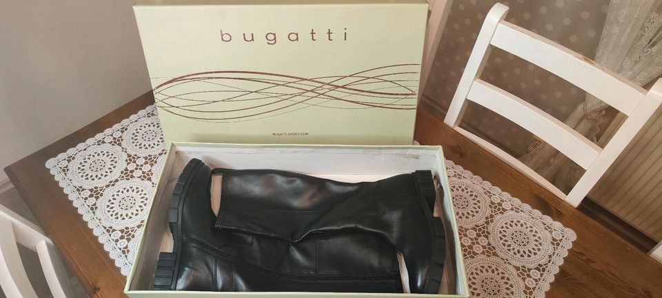 Bugatti Damen Stiefel / Leder / neu mit Karton / Gr. 42 in Dillingen (Donau)