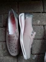 Damen Leder Schuhe  Slipper gr 42 Hessen - Marburg Vorschau