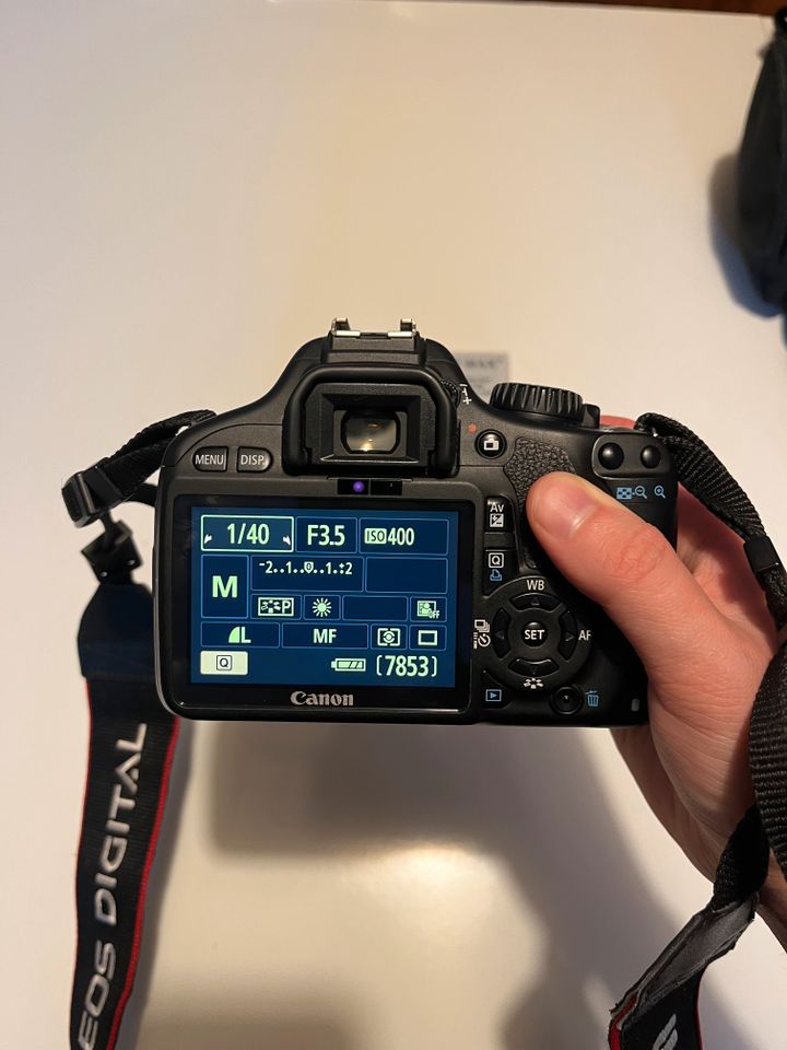 Canon EOS 550D inkl. umfangreichen Zubehör - DSLR Spiegelreflex in Dillingen (Saar)