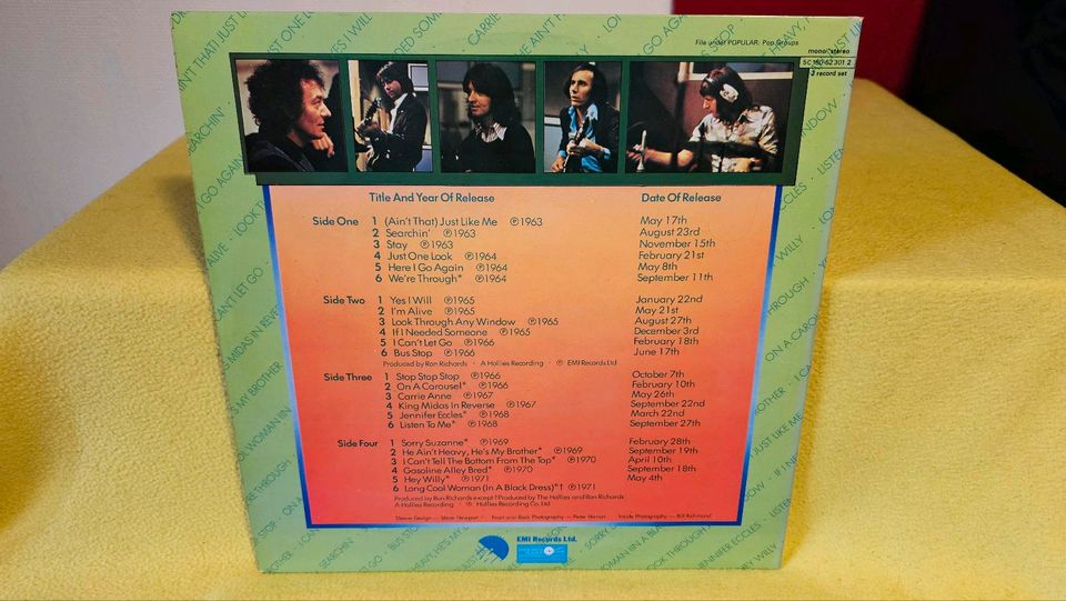 Doppel LP '1975' The History Of The Hollies +B: in Pinneberg