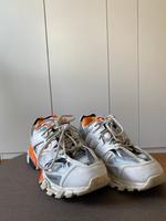 Balenciaga Track Runner Bayern - Augsburg Vorschau