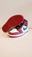 Nike Air Jordan 1 I Mid Chicago Neu aus Sneaker Sammlung Thüringen - Erfurt Vorschau