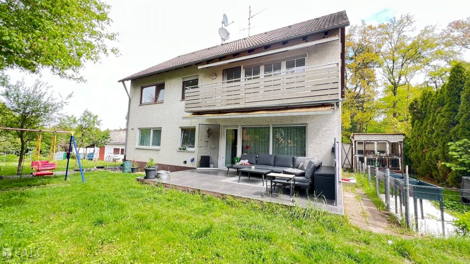 Willkommen in Ihrem neuen Mehrfamilienhaus Charmant, geräumig und ideal für Familien oder Investoren in Fürth