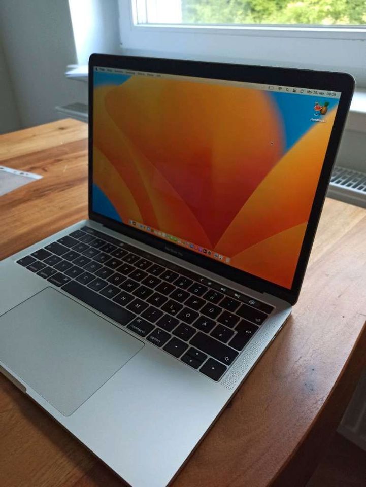 MacBook Pro 2019 - 13 inch in Berlin