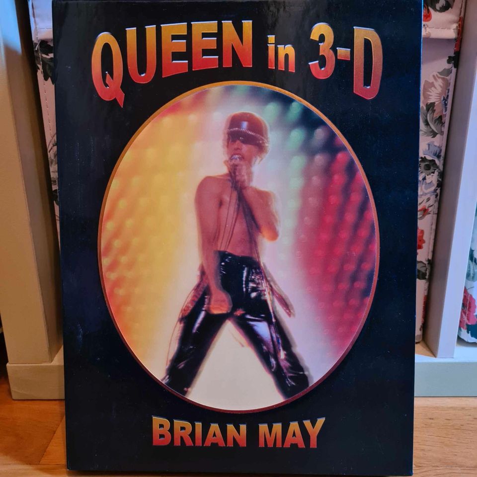 QUEEN IN 3-D  von  BRIAN MAY in Leimen